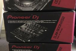 Prodejní Nová 2x Pioneer CDJ-2000NXS2 & DJM-900NXS2 + HDJ-2000 MK2